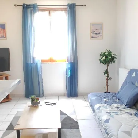 De La Tride 1 Avec Terrasse Proche Du Centre * Lectoure