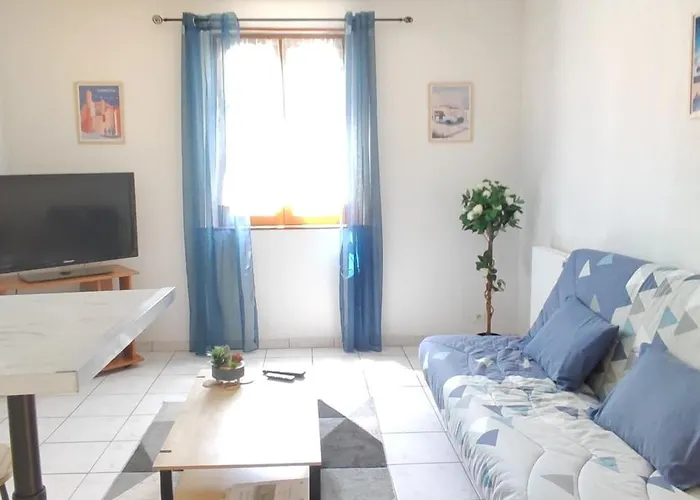 De La Tride 1 Avec Terrasse Proche Du Centre * Lectoure