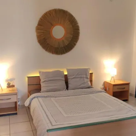 De La Tride 1 Avec Terrasse Proche Du Centre * 雷克图尔